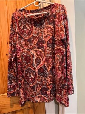 Women’s Long Sleeve Paisley Print Top - Orange/Burgundy